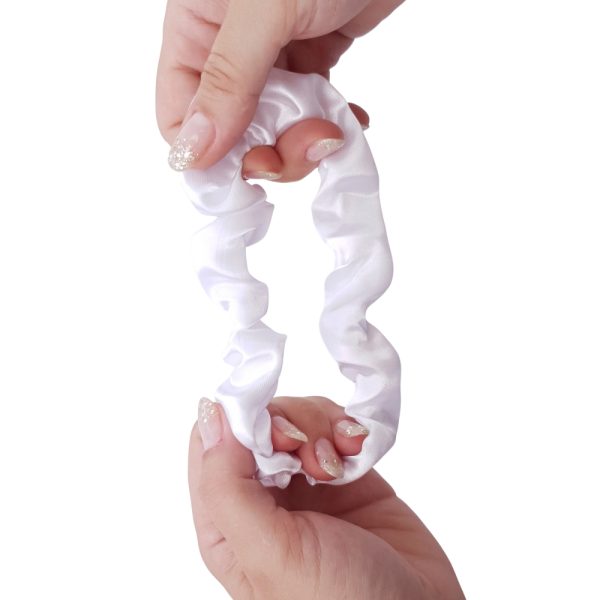 Soulta Scrunchie de Satén Blanco
