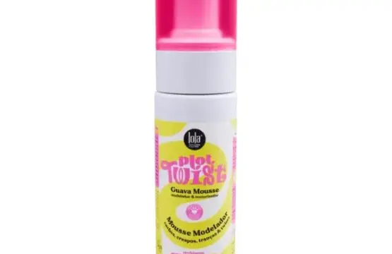 Lola Cosmetics Plot Twist Guava Mousse 150g