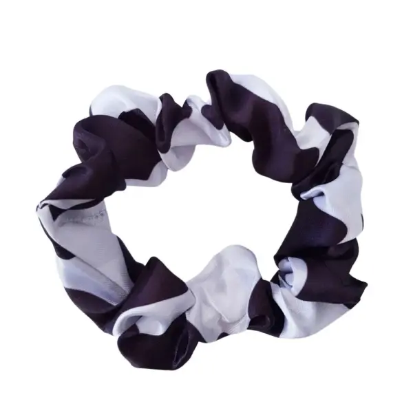 Soulta Scrunchie de Satén Patrón Vaca - Imagen 2